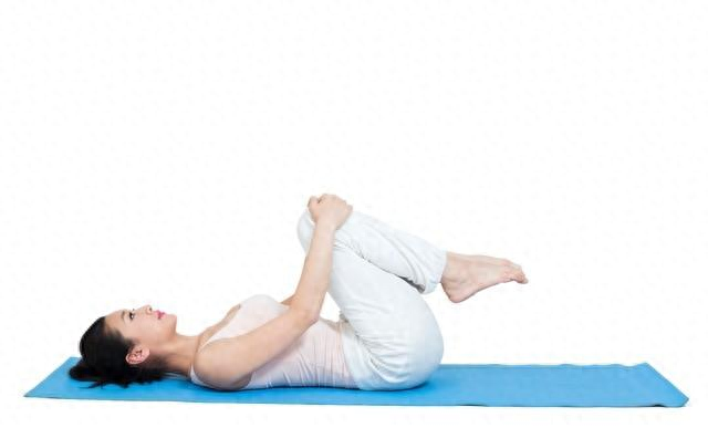 练瑜伽15年，我悟透了：超越“柔韧与力量”瑜伽追求的内在平衡！