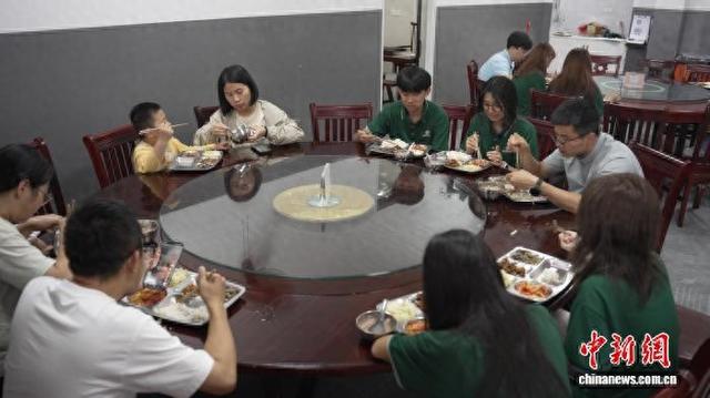 创新“旅居便民食堂” 福建周宁“花式宠客”升级旅游体验