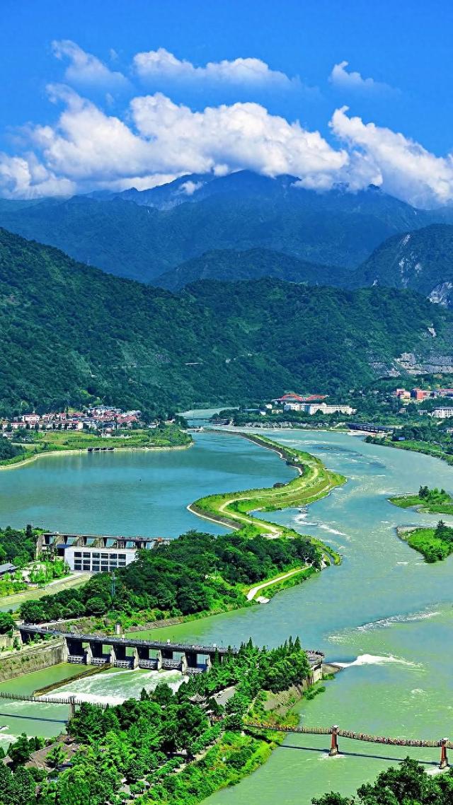 康有鹏 ｜严冬感怀“都江堰”