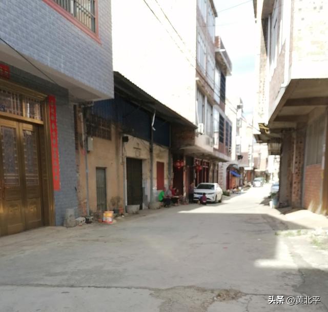 广西南宁市隆安县登昌老街石马庙，据说供奉神灵是太平军石冀王