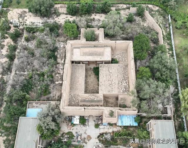 武威有座民国土堡，院子很小但主人很富有，被称为秦氏民居