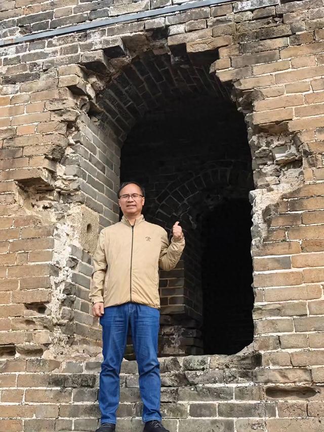 绿色智能矿山会长张立宽登京北司马台长城并赋《京北古北口怀古》