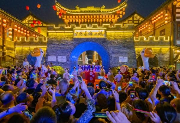 国庆中秋假期荣昌接待游客233．13万人次