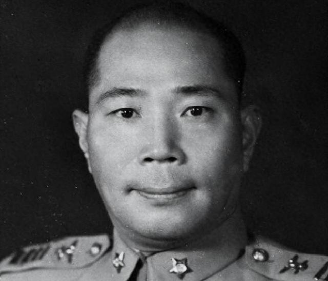 其实吴石案发，根源不是叛徒出卖，而是这个天天喊他“学长”的人