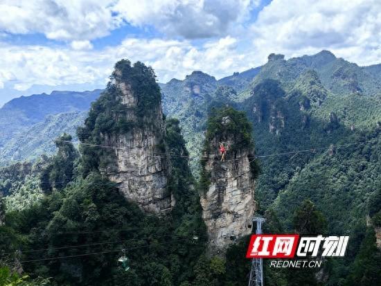 张家界国家森林公园黄石寨景区扁带赛预热赛现场直击