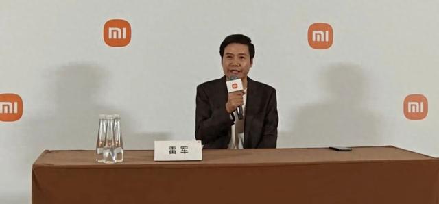 雷军深夜发声