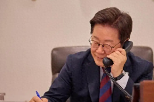 来不及了，韩国一通电话打给了中国，被中方点破小心思，中方表态了，韩外长打算火速前往日本