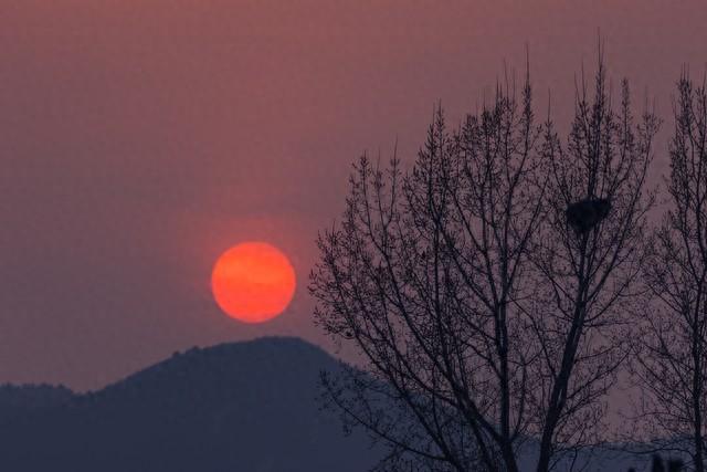 长长的路，我们慢慢的走