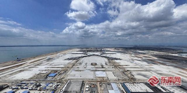 厦门翔安国际机场工程南北跑道实现双线贯通