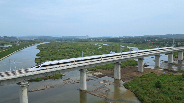 沈白高铁首个冰雪季出行攻略来了