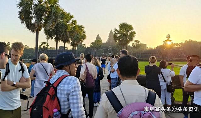 吴哥仙女机构：每日约1800名外国游客购买吴哥窟门票！