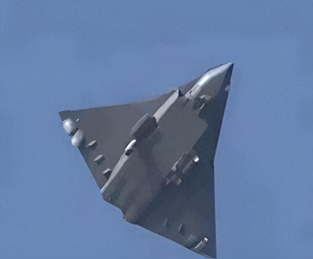 美国人：中国在空间站造出稀有金属，才解决了六代机航发大难题？