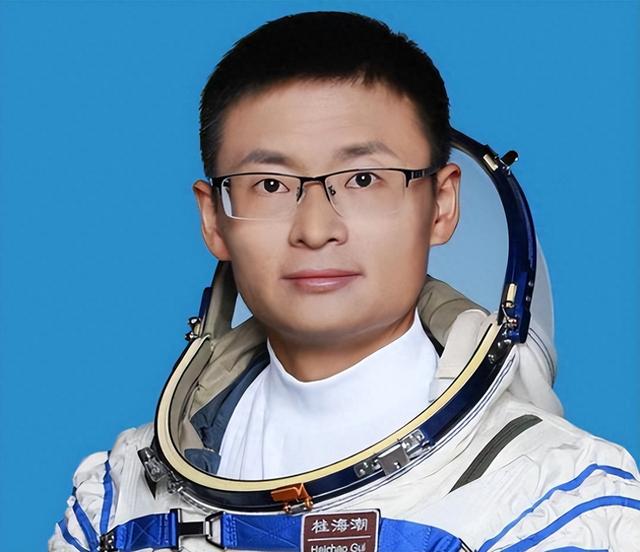桂海潮：唯一没有军籍的航天员，妻子青春靓丽，还有一个特殊身份
