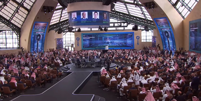 AI引爆全球危机！197个国家到沙特共商对策，中国却早已布局47年