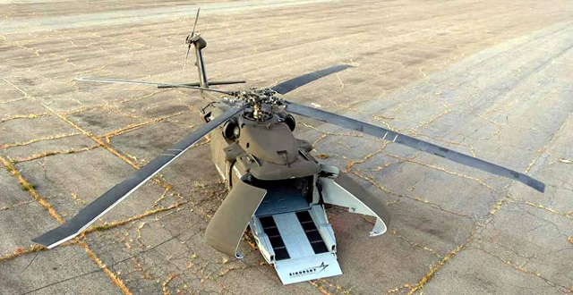 “黑鹰坠落”不再重演，U-HAWK无人鹰首曝光，开启全域作战新模式