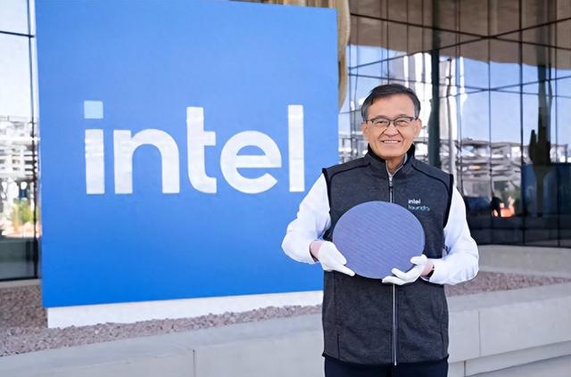 Intel18A亮相！PantherLake与ClearwaterForest重塑芯片格局？