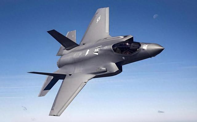 后悔也晚了！大批F-35逼到家门口，委内瑞拉却发现歼10C还未到位