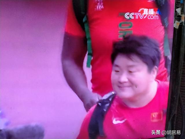 东京田径世锦赛女子铅球决赛，张林茹拼出自己，巩立娇让人致敬！