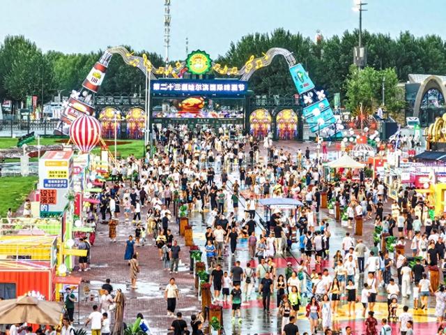 第二十三届哈尔滨国际啤酒节的“幕后功夫”