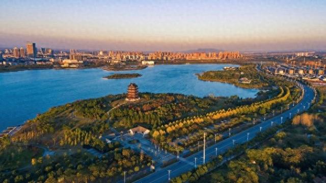 山水画卷如何炼成支柱产业？宣城用358亿给出答案