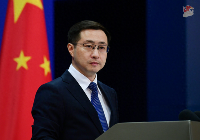 出于人道主义和友好情谊，中方已向菲律宾人民提供现汇和紧急物资援助