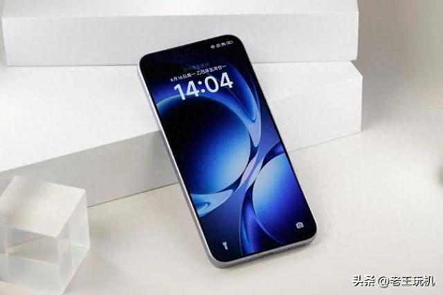 小米终于妥协，7410mAh+16GB+1TB，新机国补后还变相降价