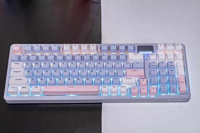 集手感和性价比一体的98键的雷柏V700 DIY-98机械键盘测评