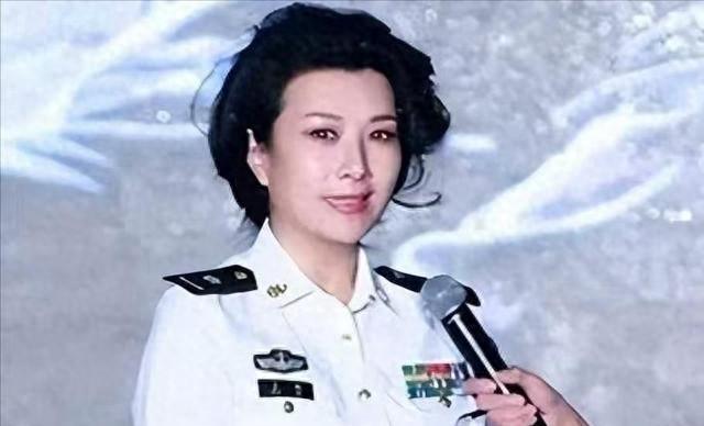 权色交易、陪睡上位	，她压根不沾边，简直是娱圈的一股“清流”