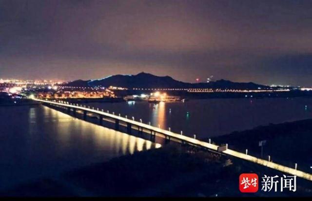 “镇超” 揭幕战 10 月 25 日落地扬中！凭门票解锁吃住行游全优惠，逛吃 “河豚岛” 正当时