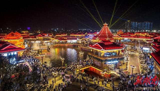 文旅点亮夜经济