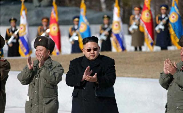 金正恩的军队怎么了，为何变成了现在这般模样