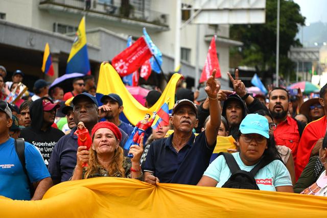 一周看天下丨委内瑞拉首都民众游行要求美国释放马杜罗夫妇