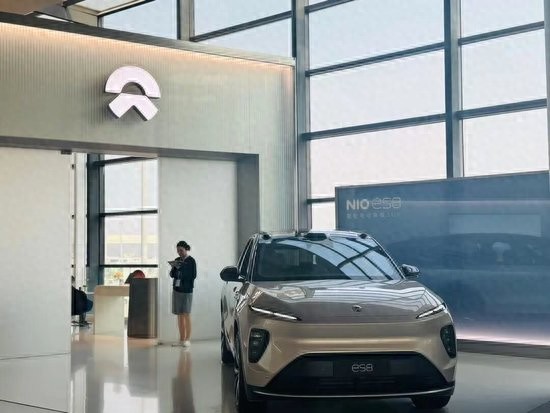 蔚来_蔚来第三季度财报_蔚来汽车营收交付增长分析