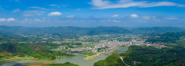 游客点赞“推窗见山水”，最美旅游公路带火博罗乡村游