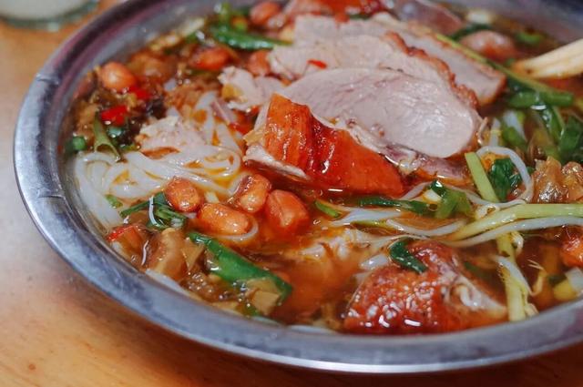 终于有人来说说这个有山有水的小城到底有多好吃了！