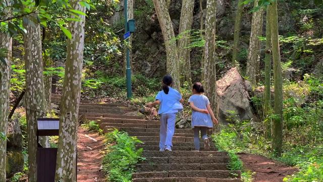 杭州小而美徒步路线：俯瞰西湖最佳平台，杭州爬山必打卡点