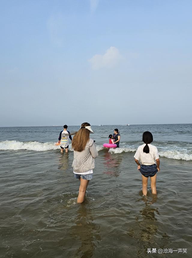 大海情深，风吹海浪，月引海浪，海浪阵阵，海浪涛涛，你怕吗？！