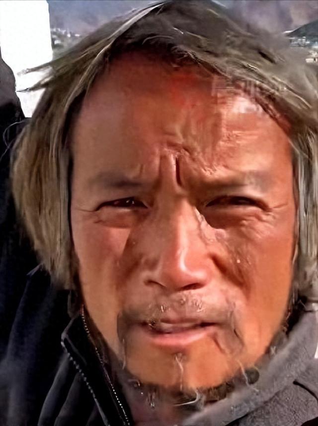 看哭了！男子陪抑郁症妻子徒步去西藏，花了200多天，还想去新疆