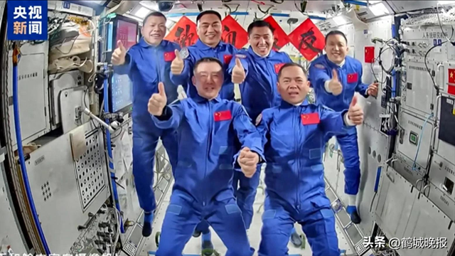 交会对接创造最快纪录！第7次“太空会师”，神舟二十一号航天员乘组顺利进驻“天宫”