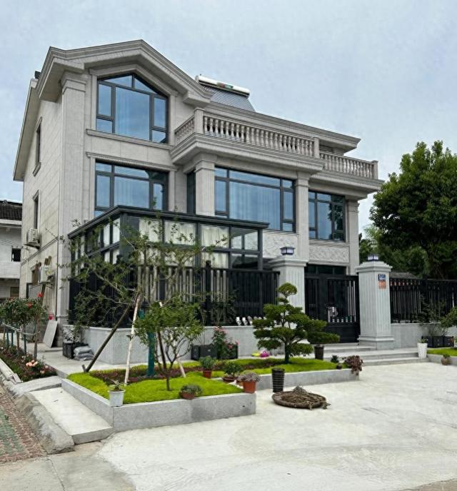 逃离别墅单机攻略（为啥越来越多人开始逃离别墅销售说出了大实话）