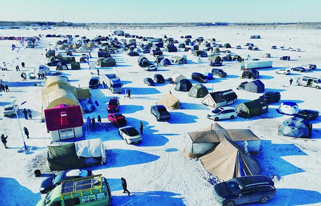 齐齐哈尔：第四届东北露营大会吸引旅行爱好者二刷热潮