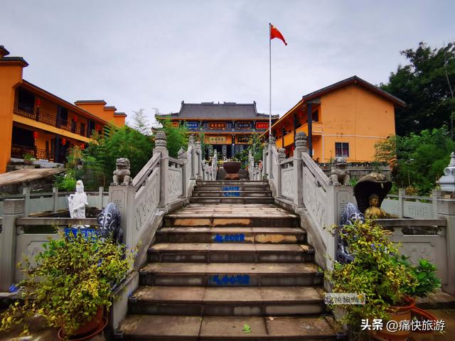 行走自贡：探访富顺东山寺