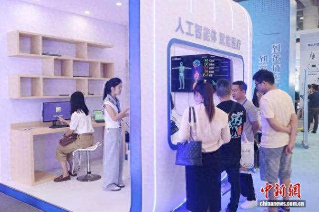 从可穿戴监测到智能辅护：机器人及精准诊疗技术加速落地
