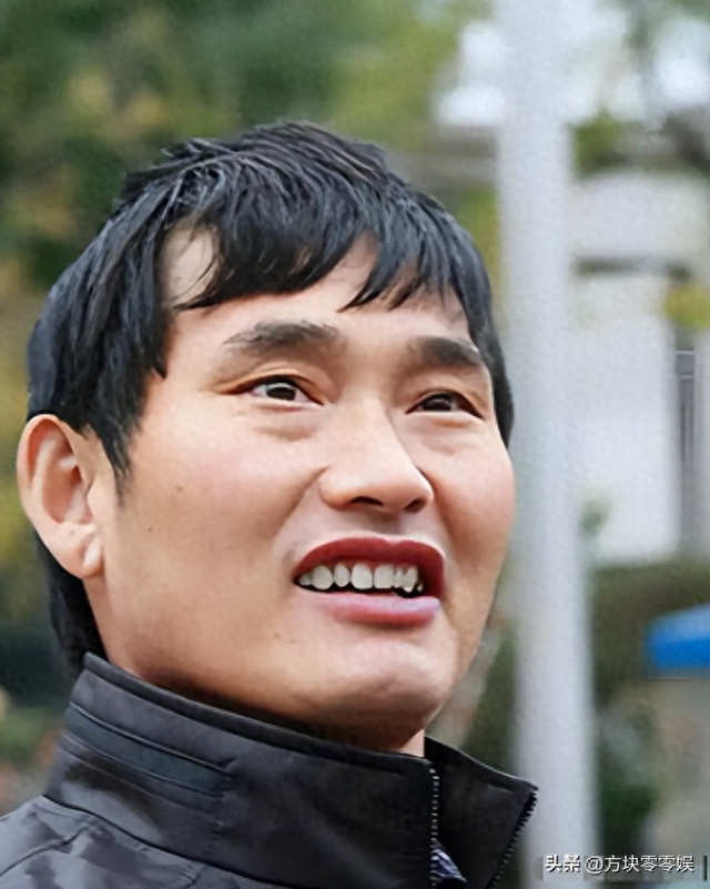 善恶到头终有报，54岁的农民歌手朱之文	，如今已走上了新的道路