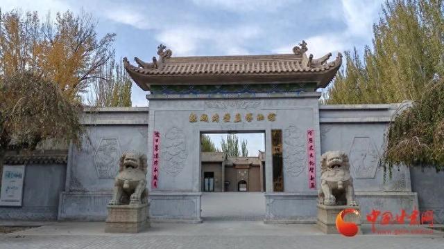 在我们之间全版本（何以中国·壁画里的中国丨嘉峪关魏晋壁画藏着烤肉的历史密码）