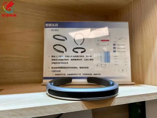 3亿人睡不好！两款“神奇头带”用AI对话大脑，很多人都在用