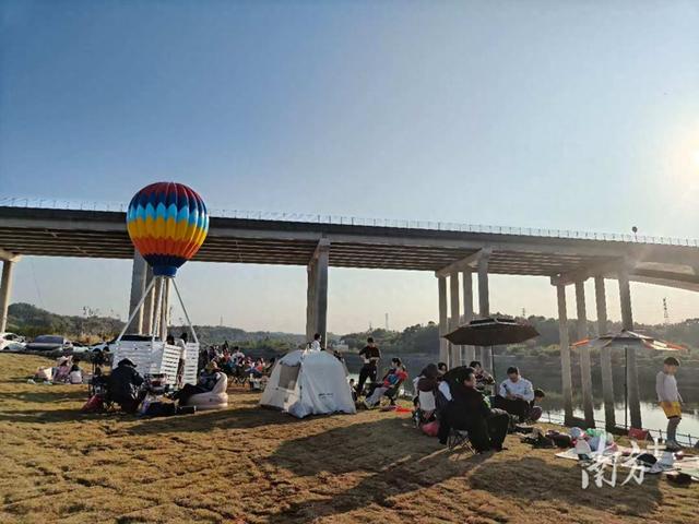 周末日均超两千人来这里晒太阳！韶关浈江水口村何以“出圈”丨读+观韶