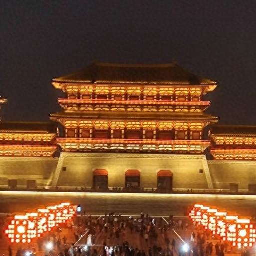 我是上海人，旅游景点天堂明堂看空中佛殿，识脱胎漆器唐代