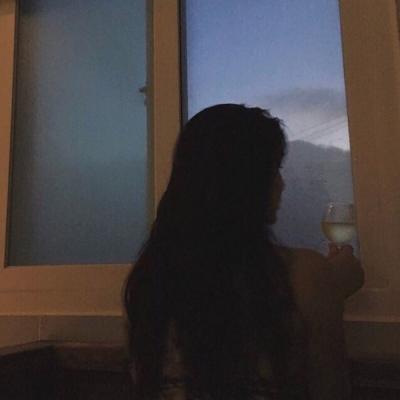 伤心网名女生的（特别的网名女伤感孤寂悲凉可爱点）