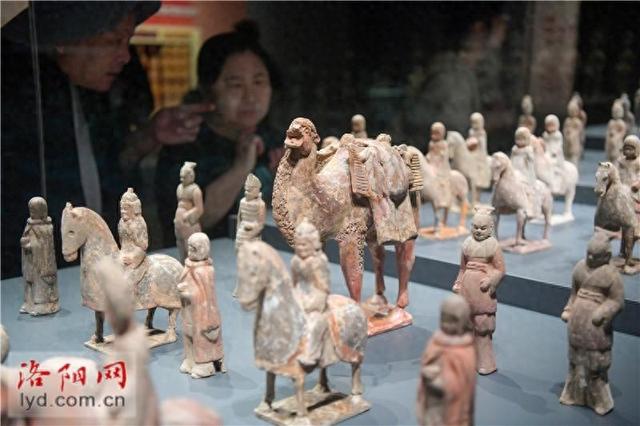 游客络绎不绝！汉魏洛阳故城遗址博物馆开馆即受热捧
